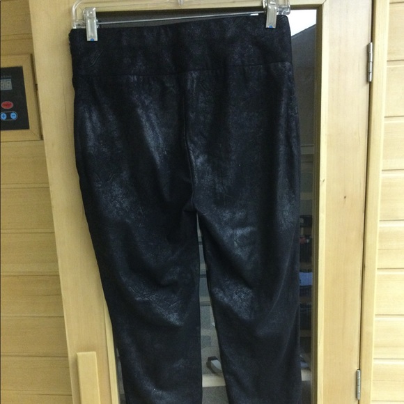 Highline Collective vegan leather leggings sz s/p - Picture 3 of 11